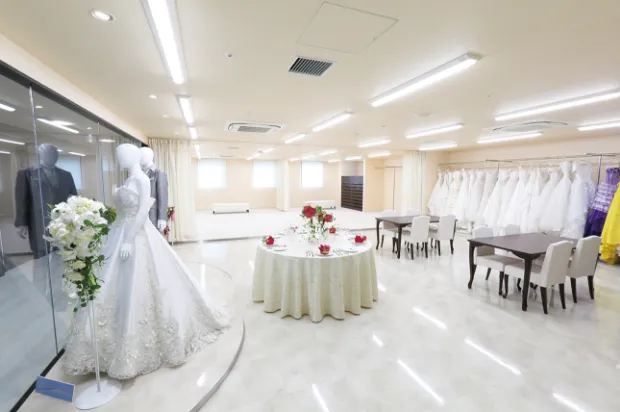 ドレスルーム・<br>ブライダルサロン実習室